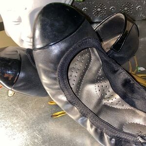 Slip on black cuties 6 1/2